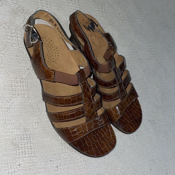 SAS Women’s Strappy Sandals Size 8.5 M Brown Leather Outdoors Going Out Party - Picture 1 of 12